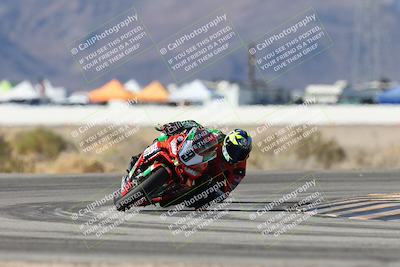 media/Dec-07-2025-CVMA (Sun) [[3e7d2de5dc]]/Race 7-Formula Lightweight Twins Shootout/